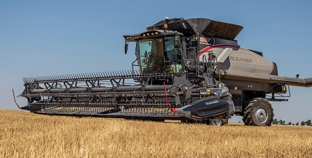 Gleaner S9 Series combine