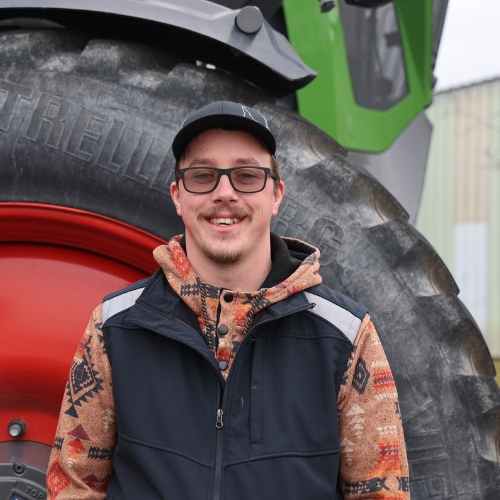 Jacob Roloff's headshot