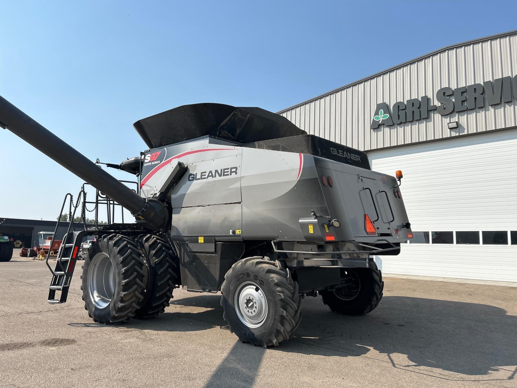 2019 Gleaner S97