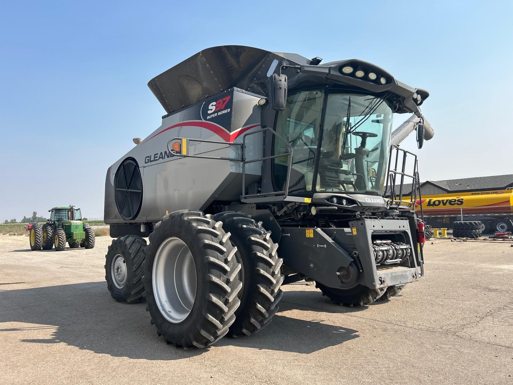 2019 Gleaner S97