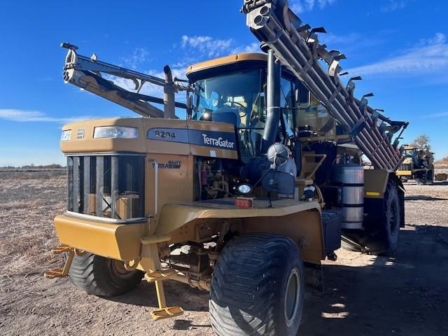 2010 Ag-Chem TERRAGATOR 8204