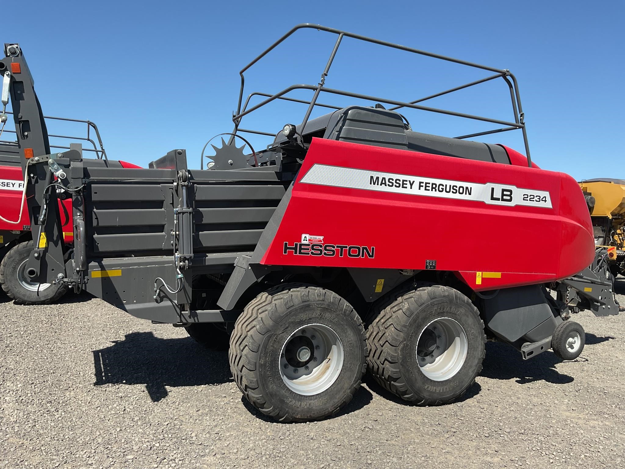 2024 Massey Ferguson LB2234