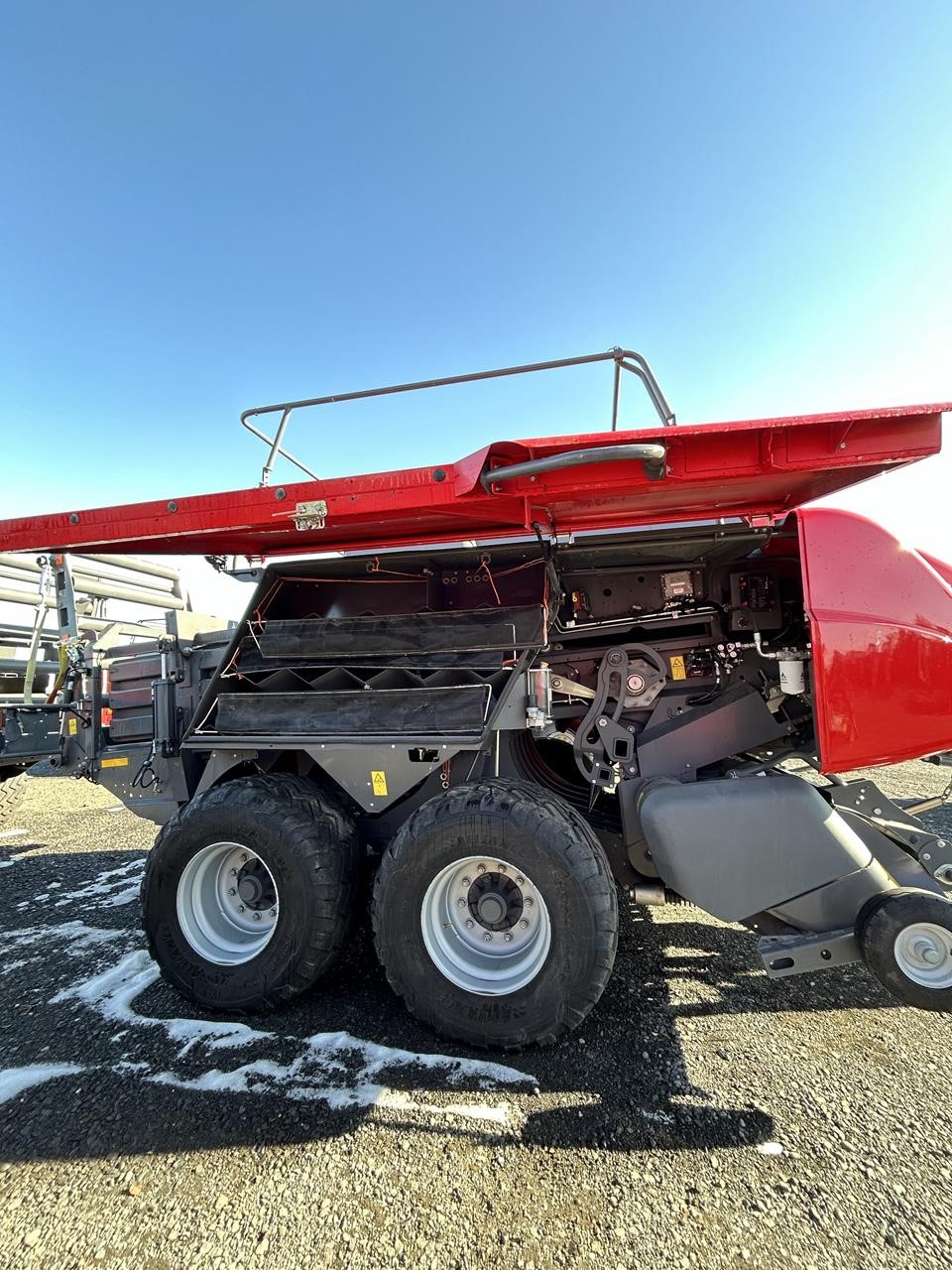 2024 Massey Ferguson LB2234