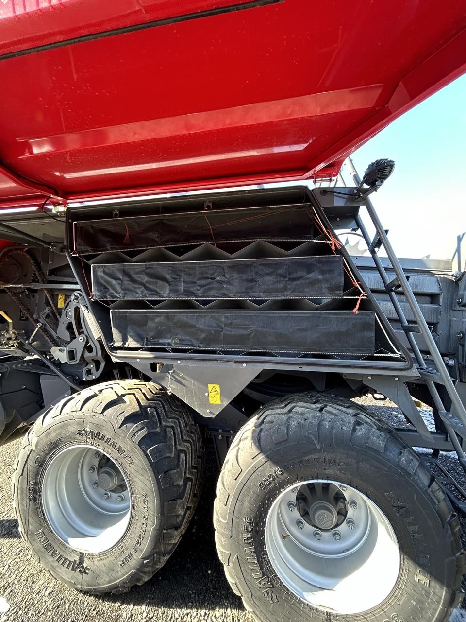 2024 Massey Ferguson LB2234