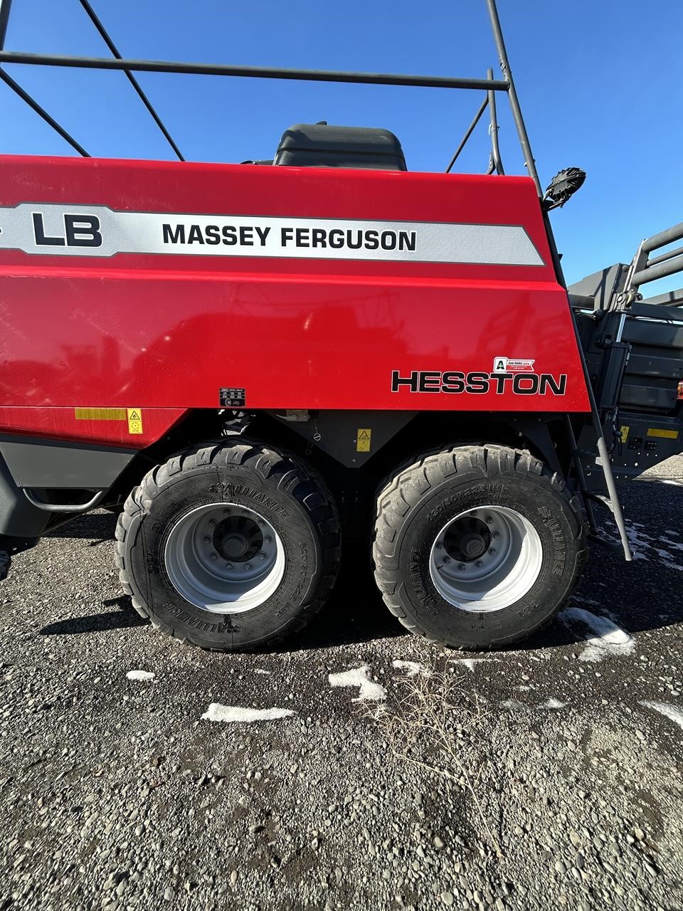2024 Massey Ferguson LB2234