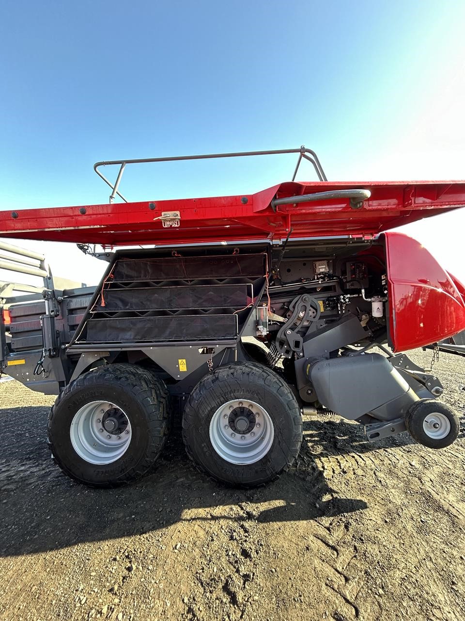 2024 Massey Ferguson LB2234
