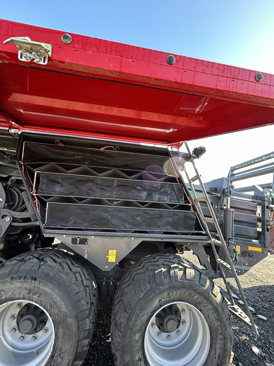 2024 Massey Ferguson LB2234