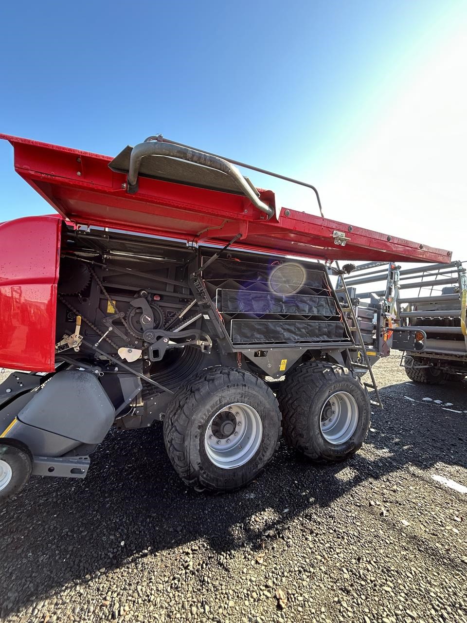 2024 Massey Ferguson LB2234