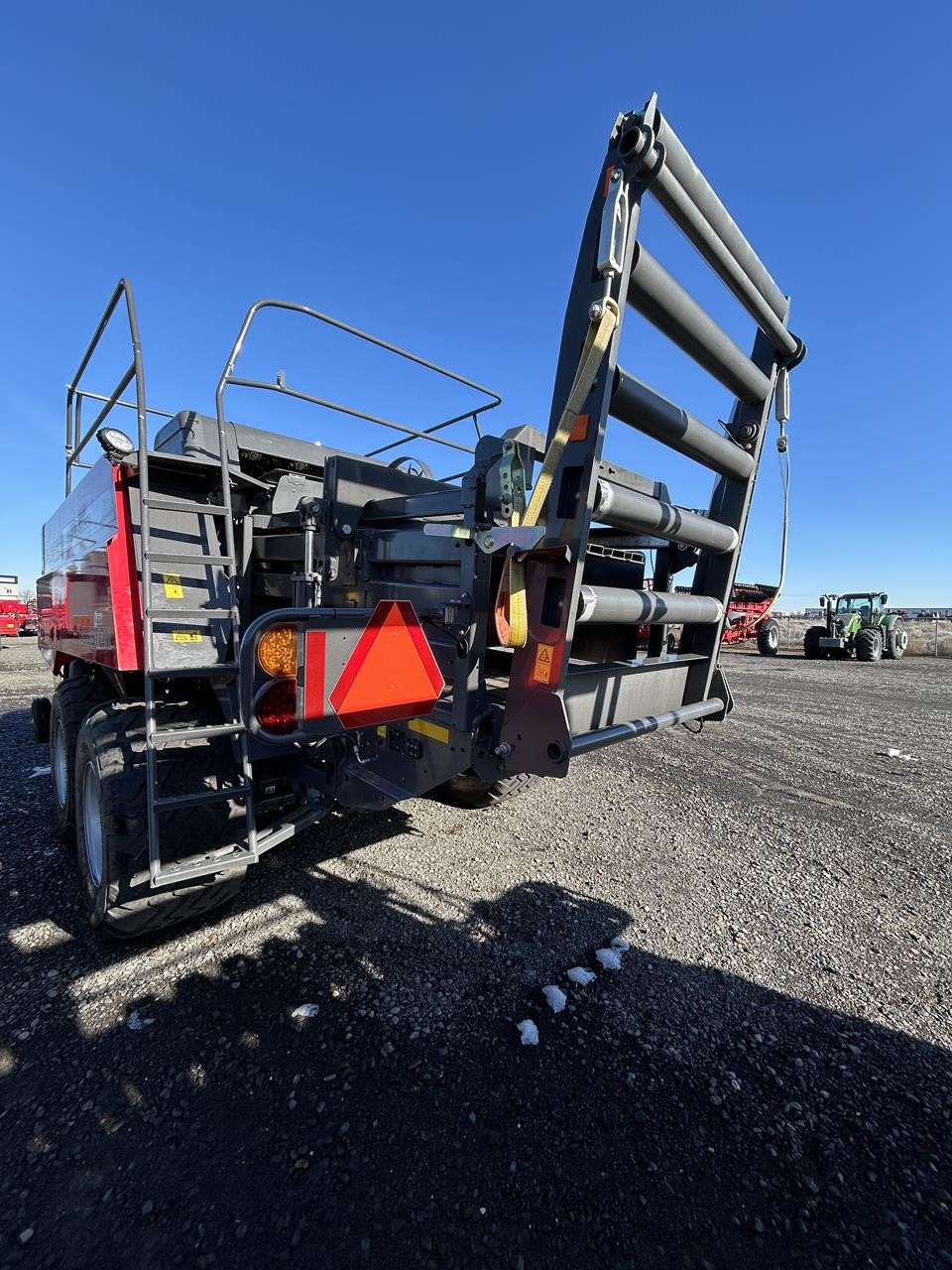 2024 Massey Ferguson LB2234