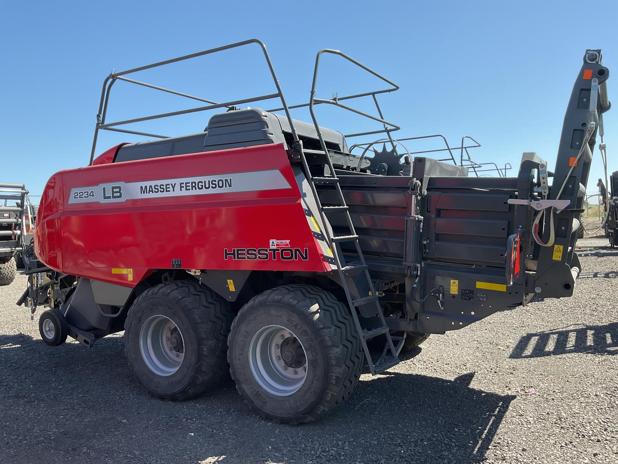 2024 Massey Ferguson LB2234
