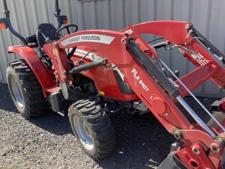 2022 Massey Ferguson 1835E