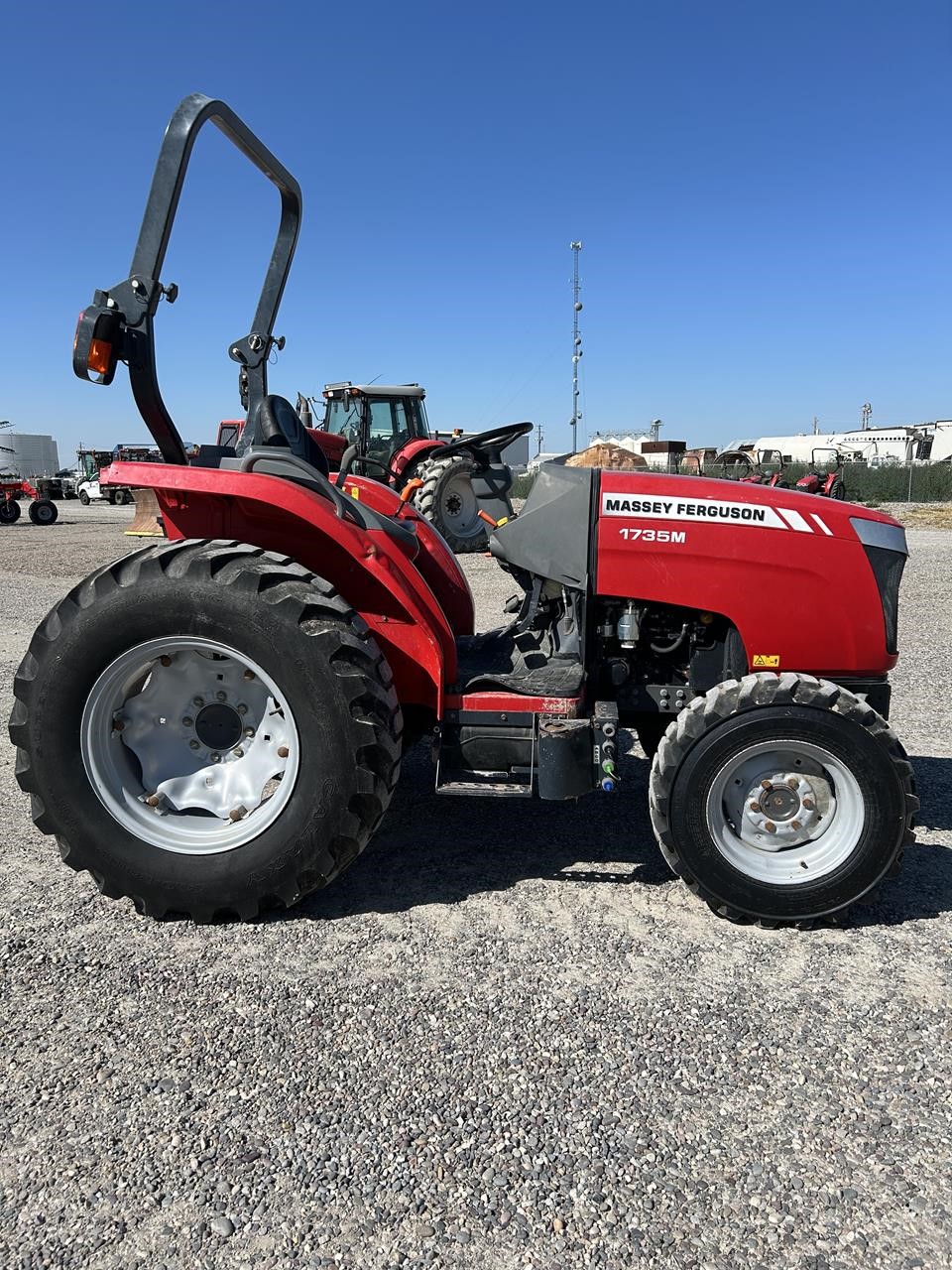 2020 Massey Ferguson 1735M