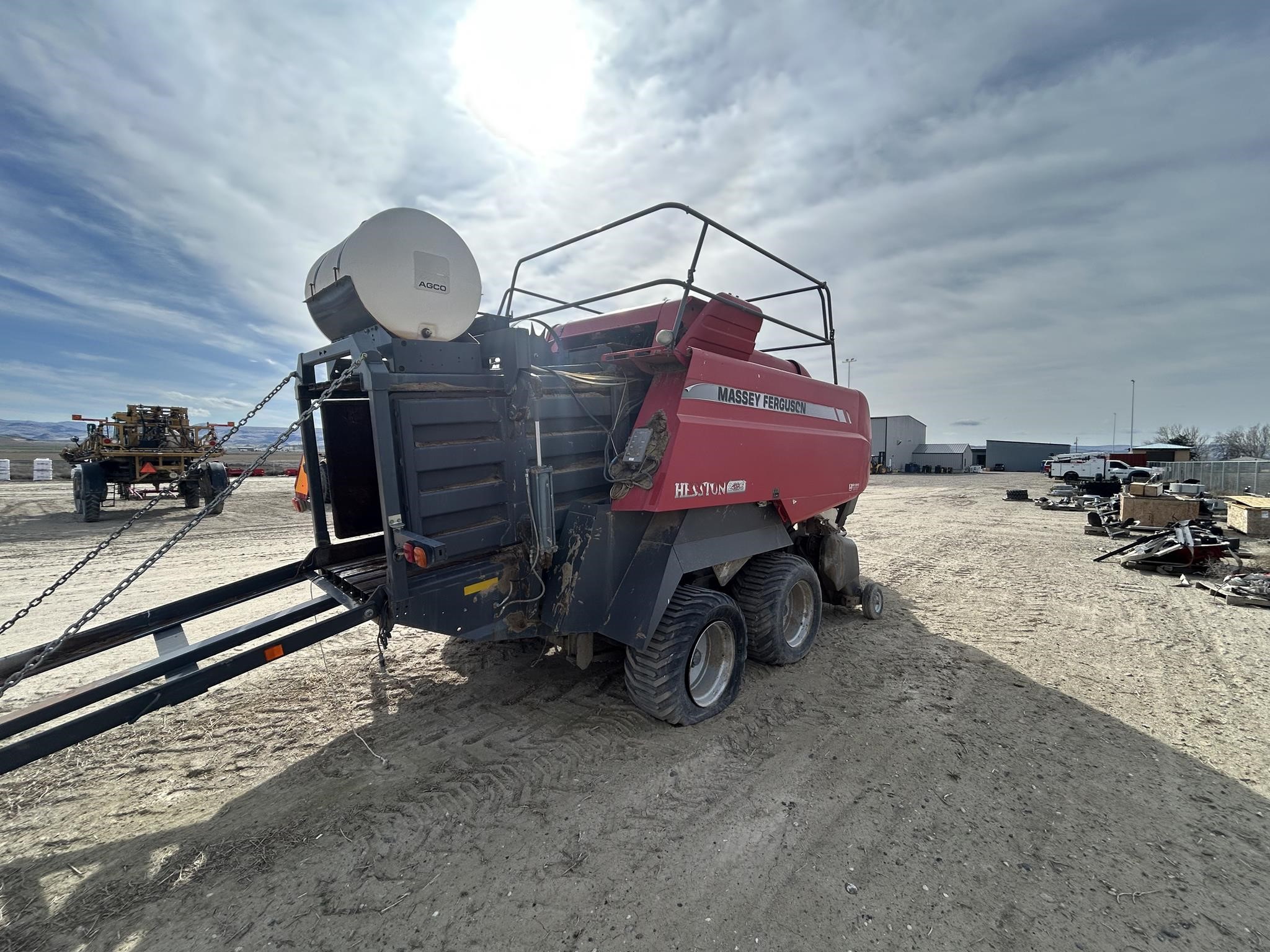 2010 Massey Ferguson 2190