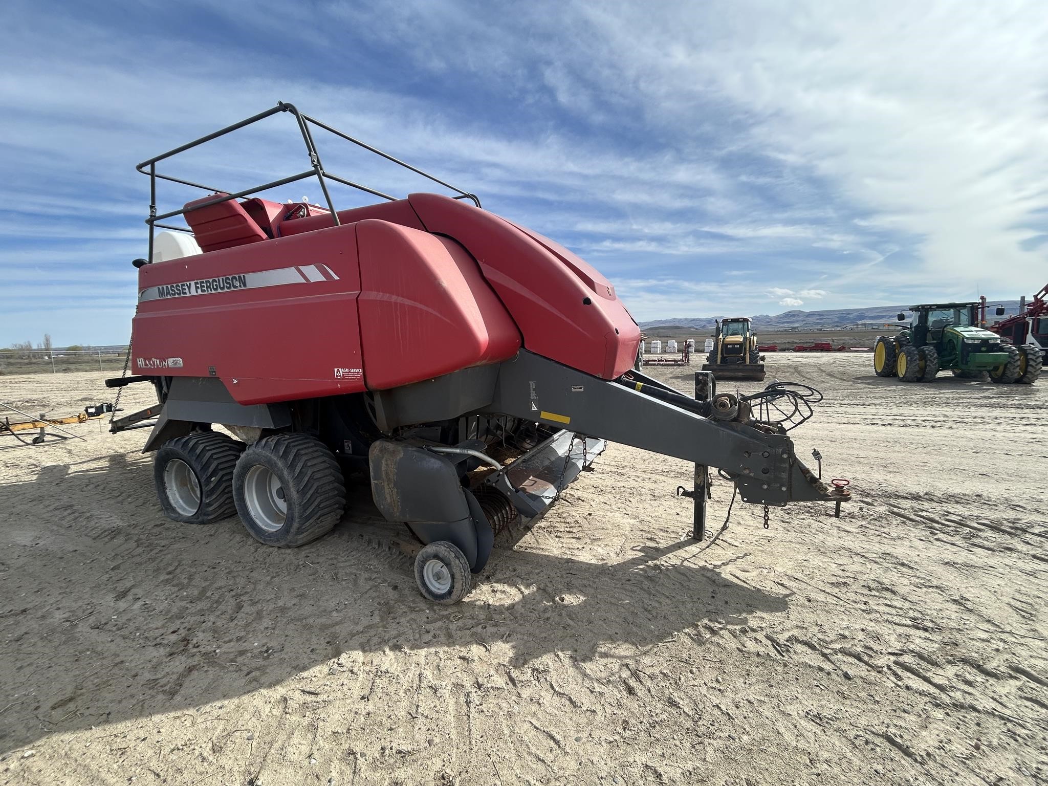 2010 Massey Ferguson 2190