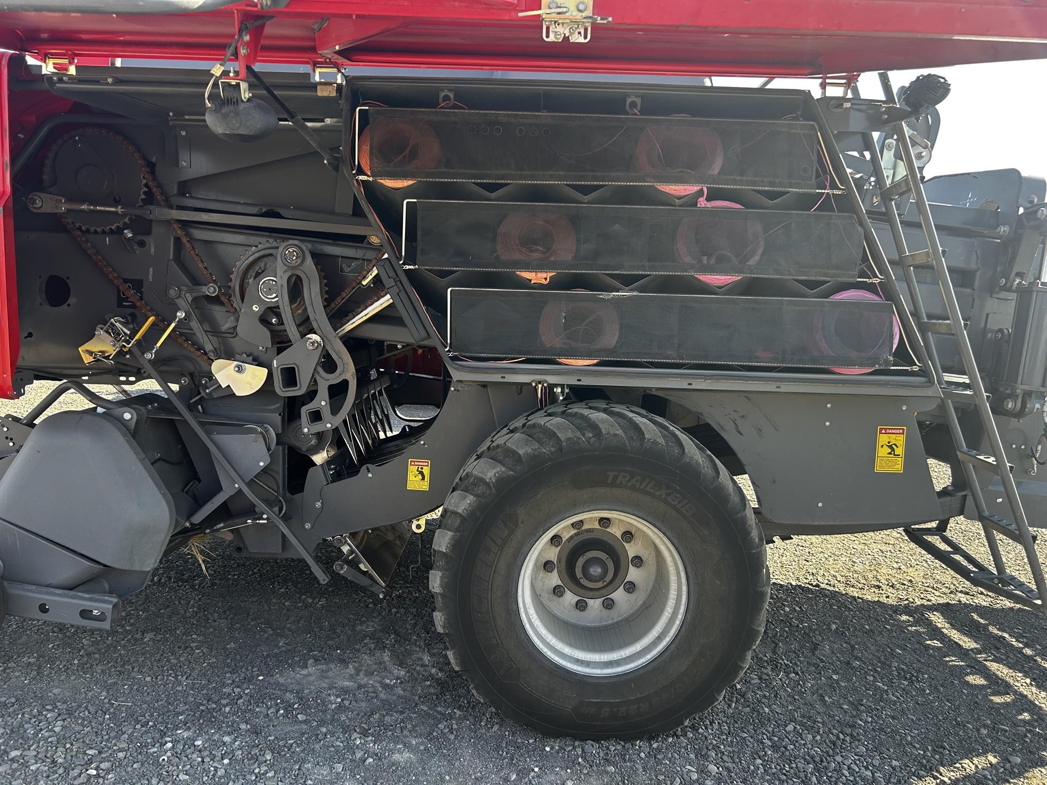 2022 Massey Ferguson 2270XD