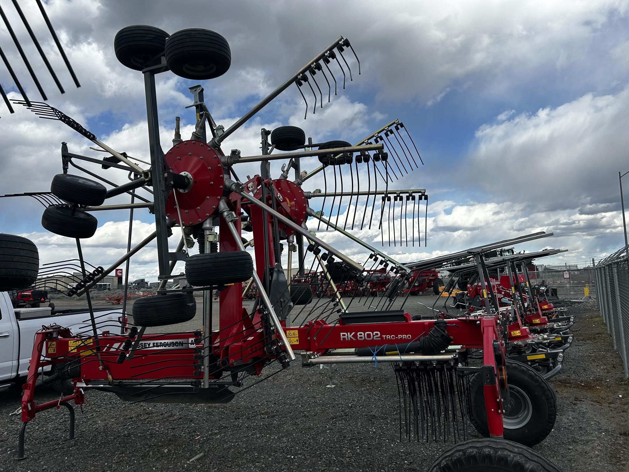 2023 Massey Ferguson RK802TRC-PRO