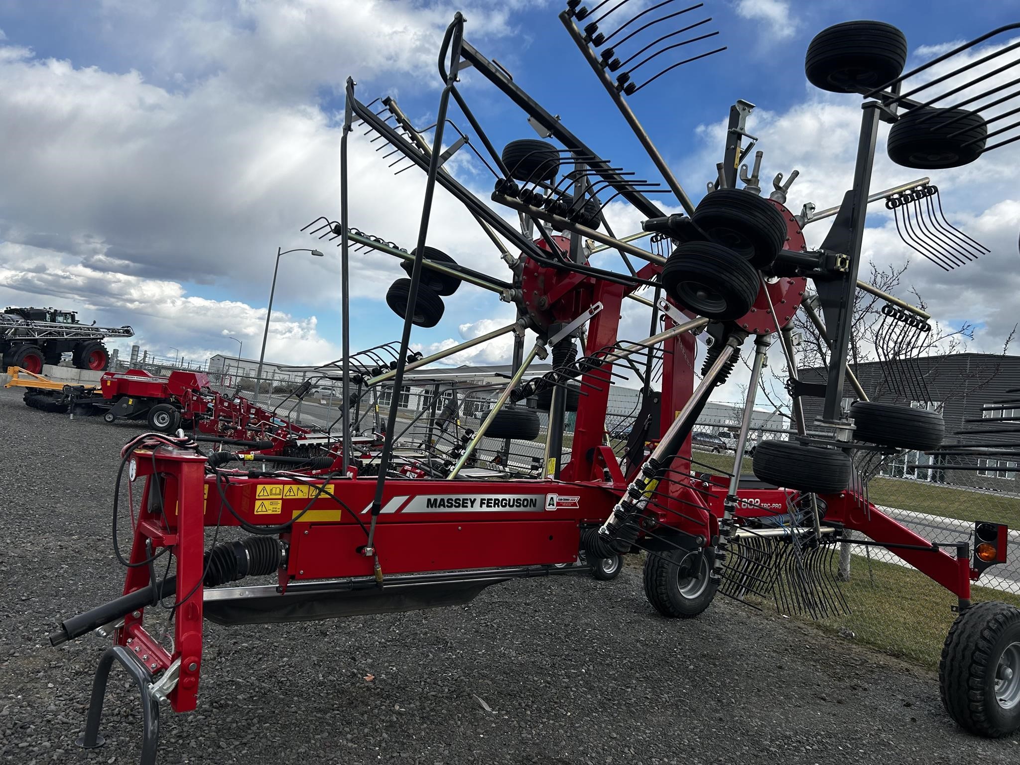 2023 Massey Ferguson RK802TRC-PRO