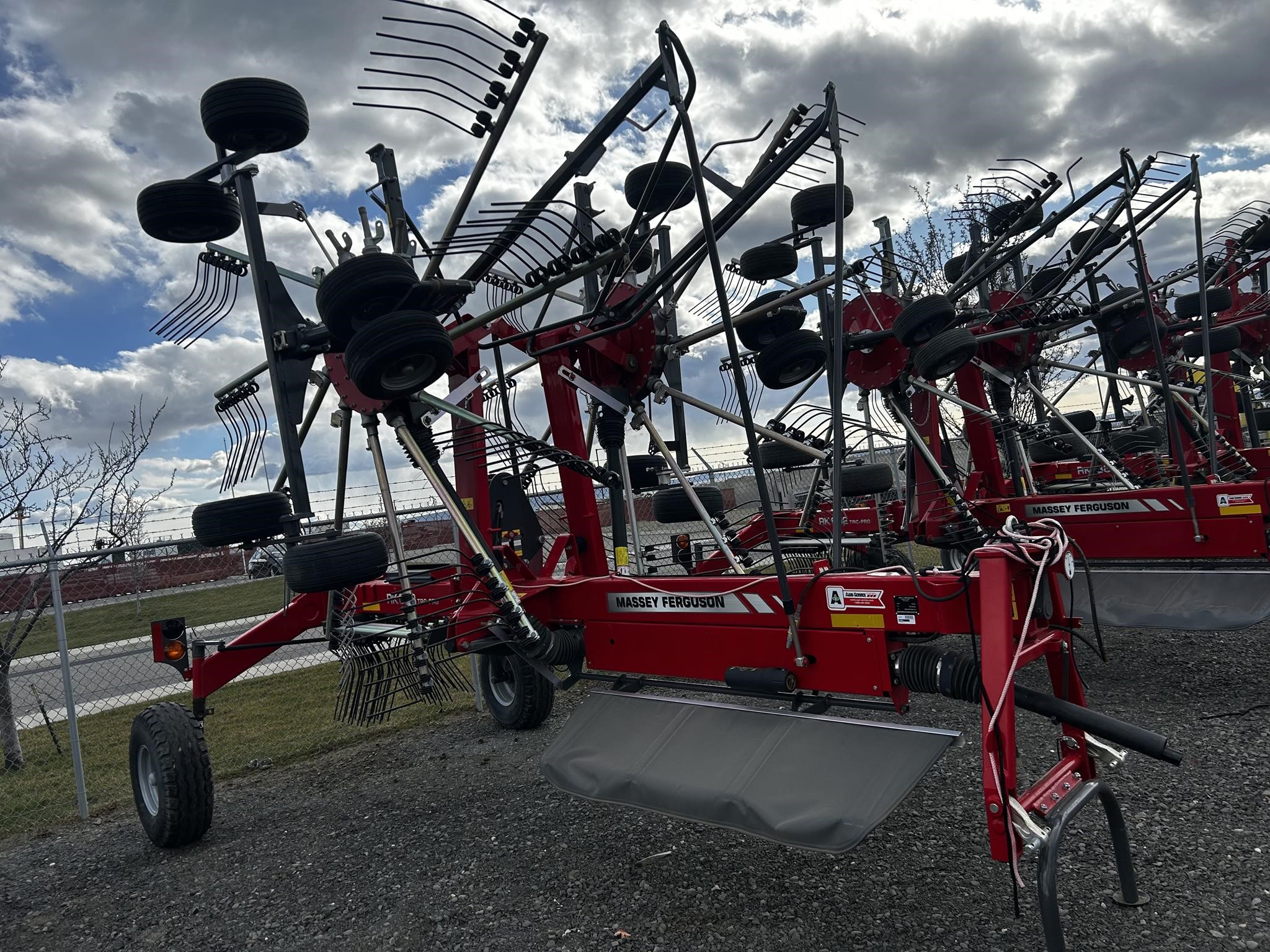 2023 Massey Ferguson RK802TRC-PRO