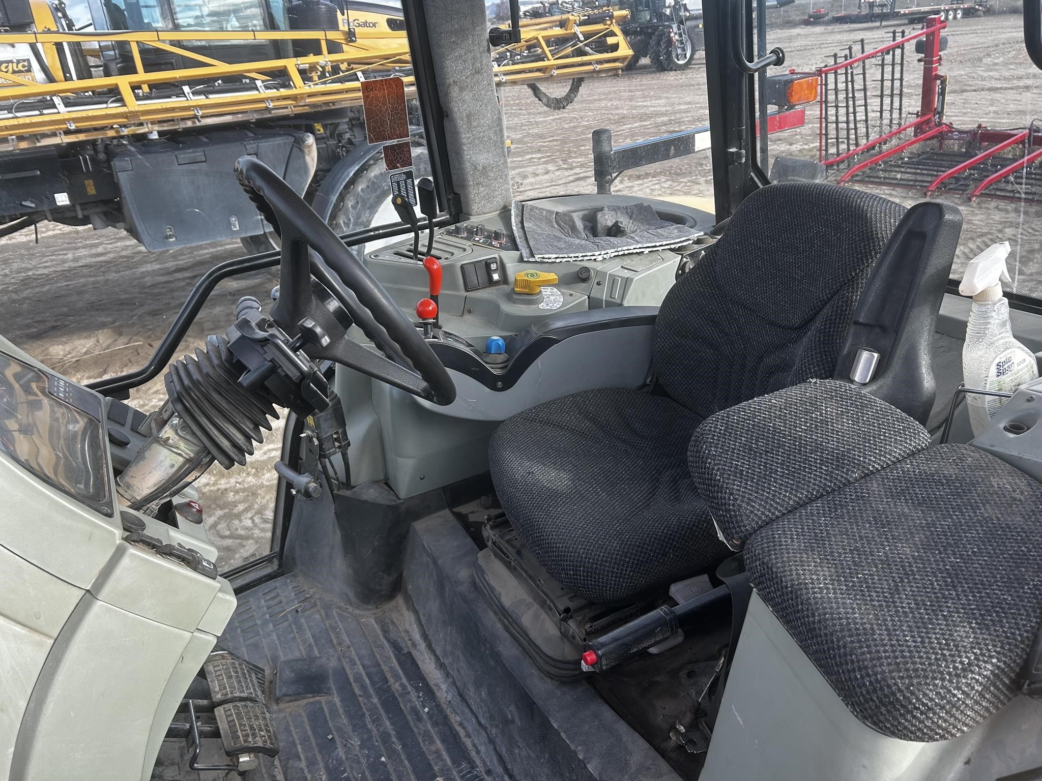 2002 Challenger MT655B