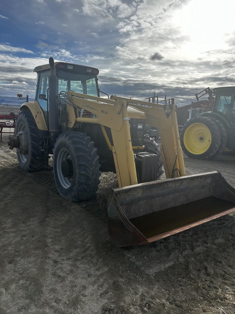 2002 Challenger MT655B