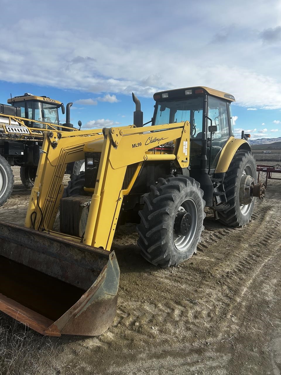 2002 Challenger MT655B