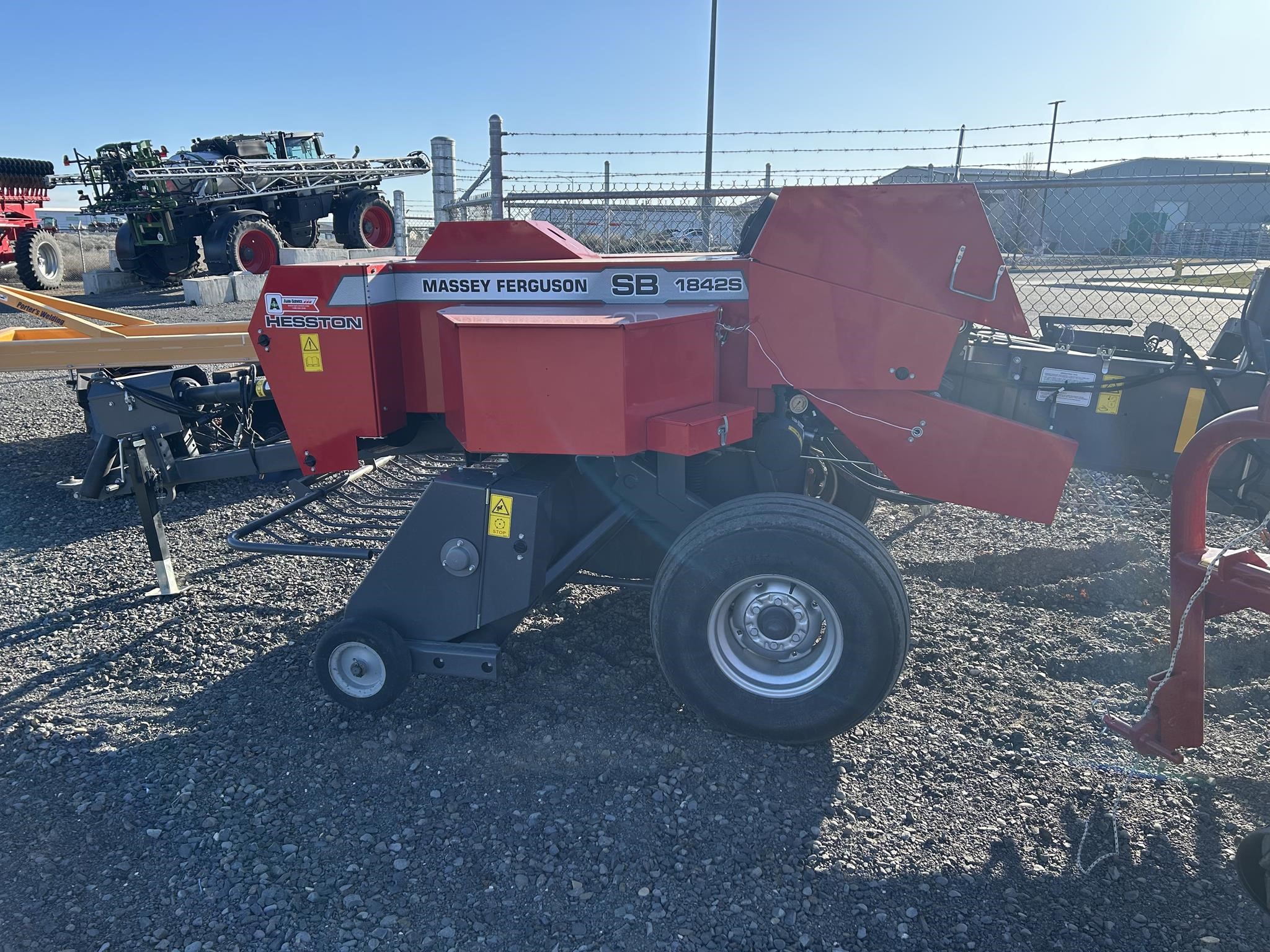 2024 Massey Ferguson 1842S
