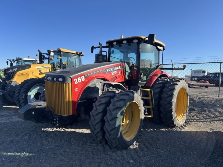 2016 Versatile 260