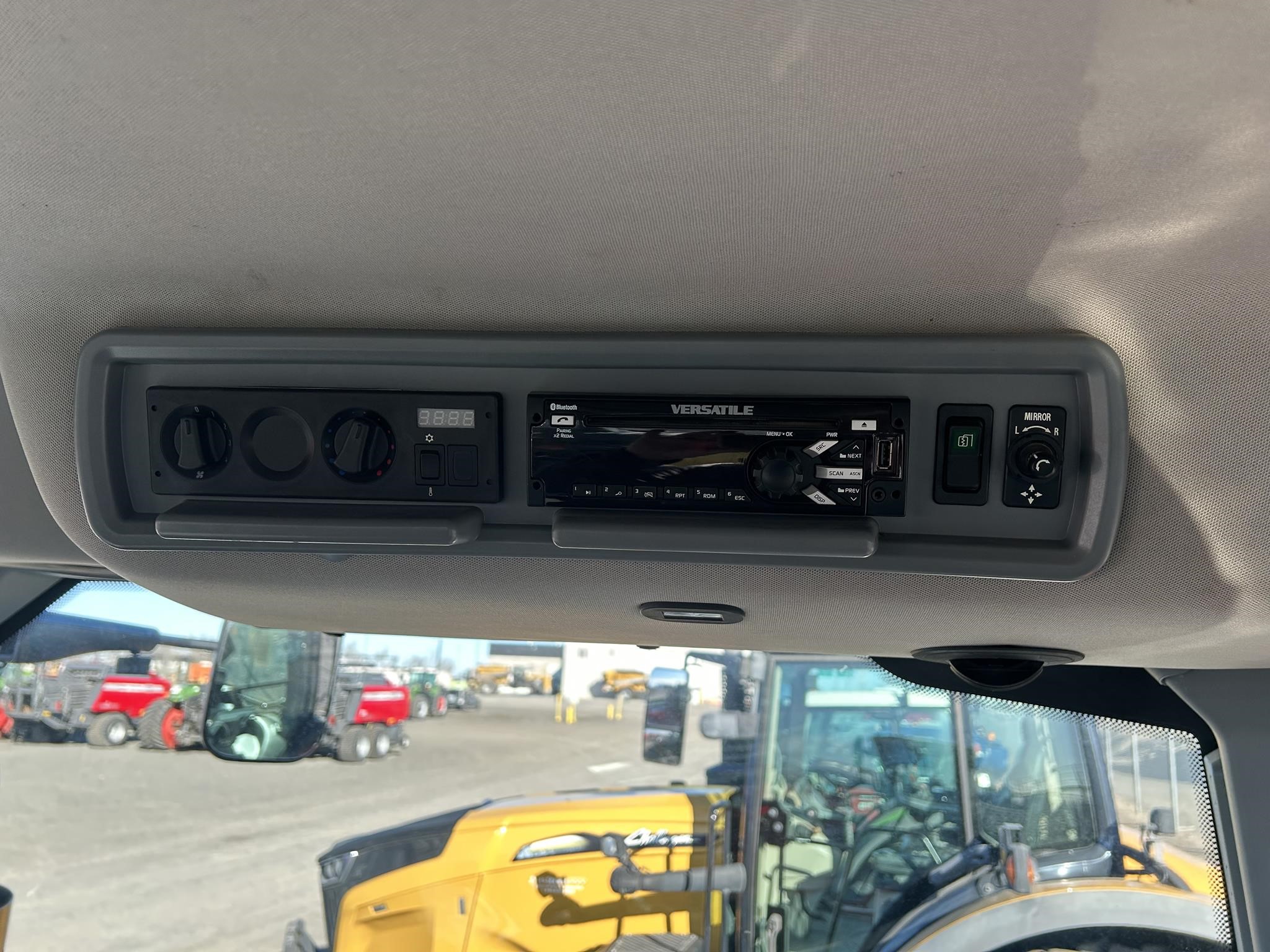 2016 Versatile 260