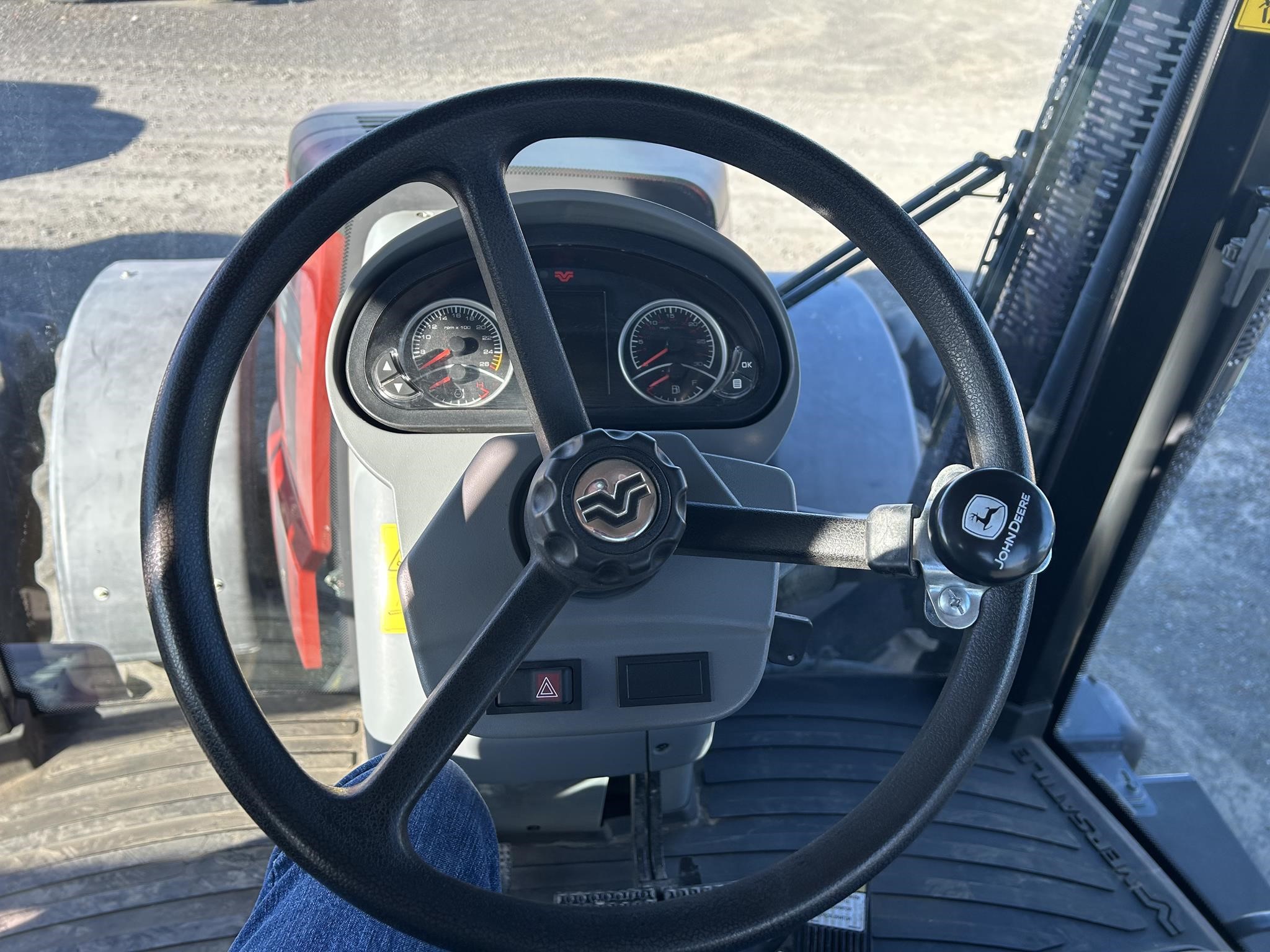 2016 Versatile 260