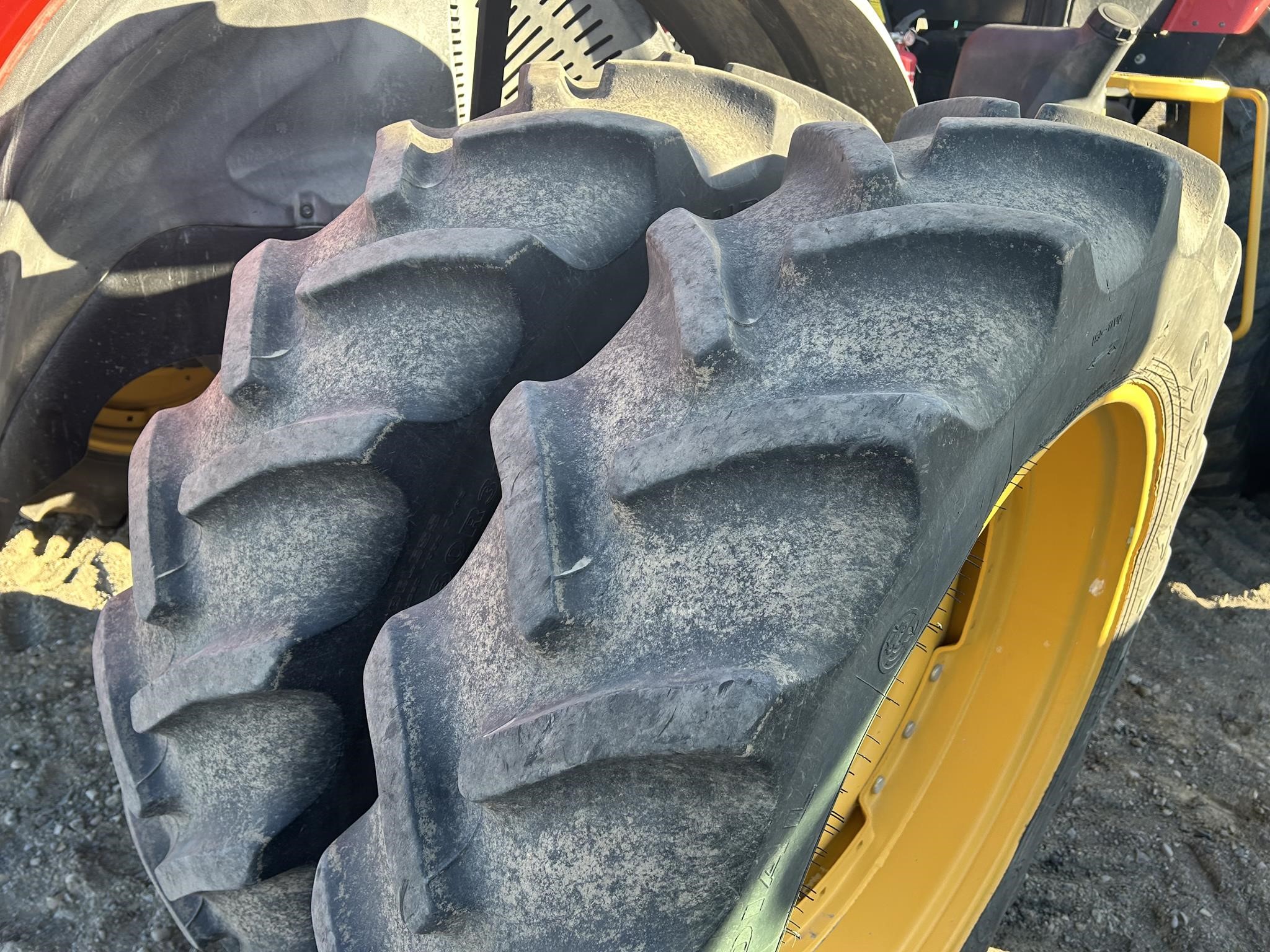 2016 Versatile 260