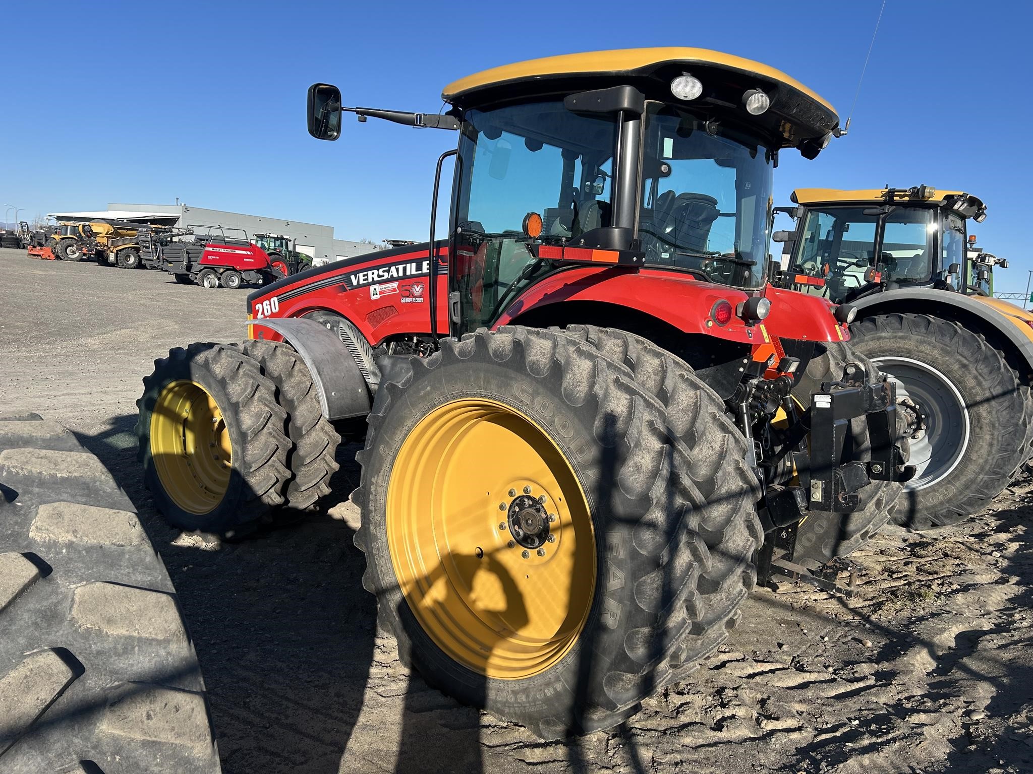 2016 Versatile 260