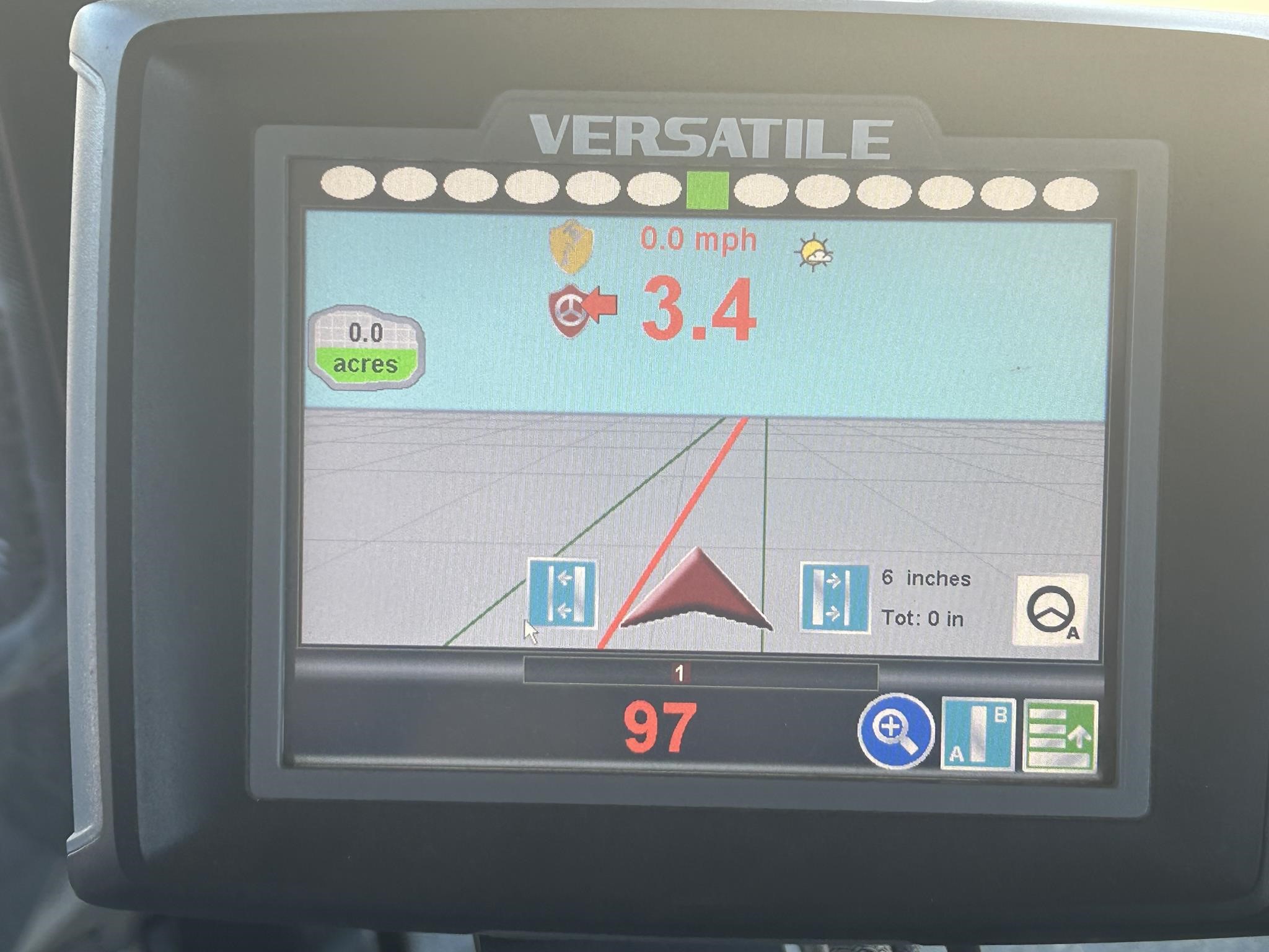 2016 Versatile 260