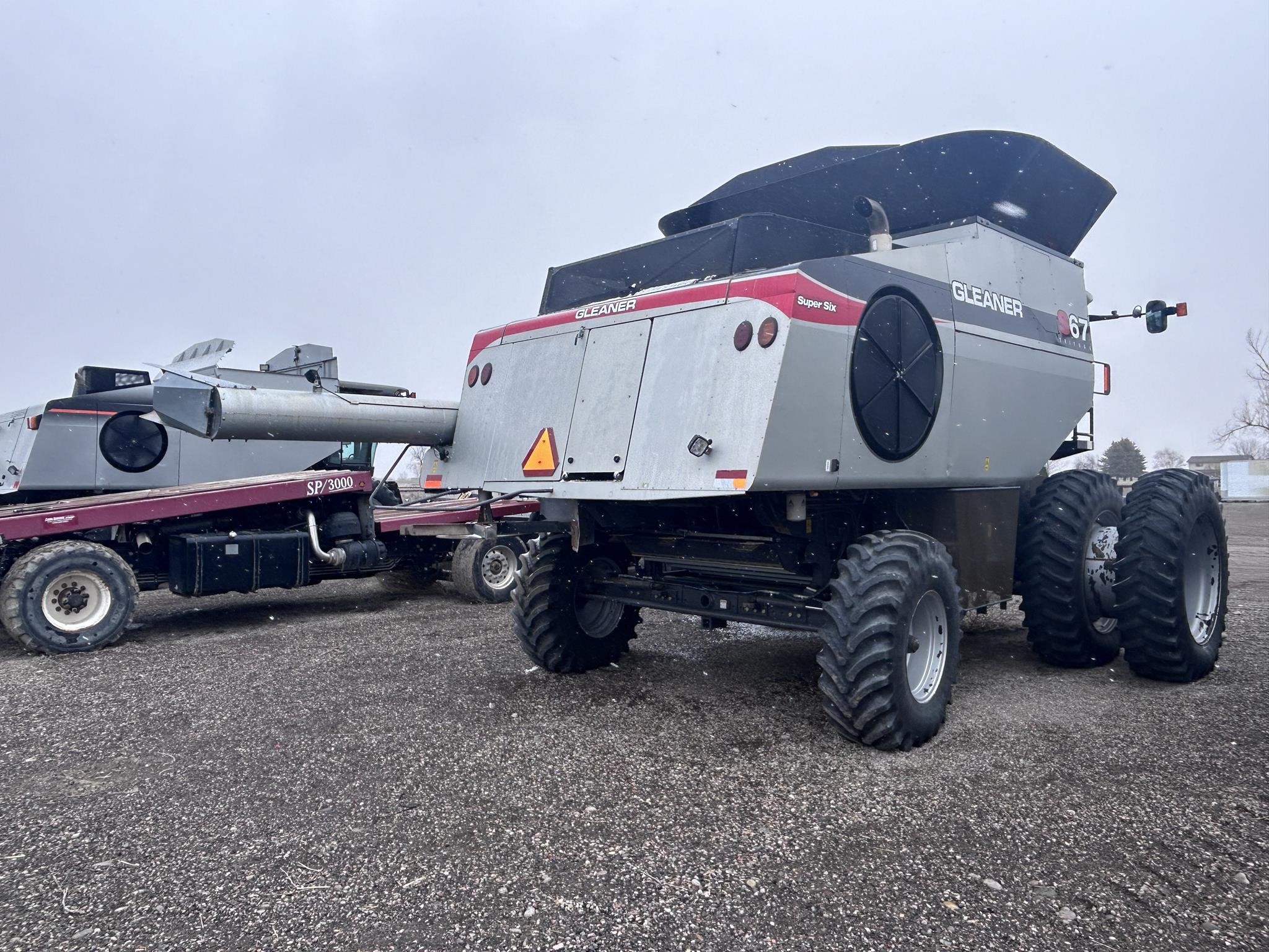 2011 Gleaner S67