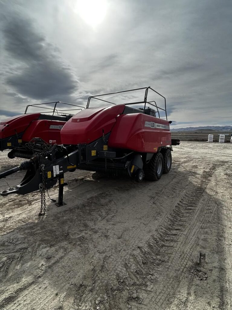 2023 Massey Ferguson LB2234XD