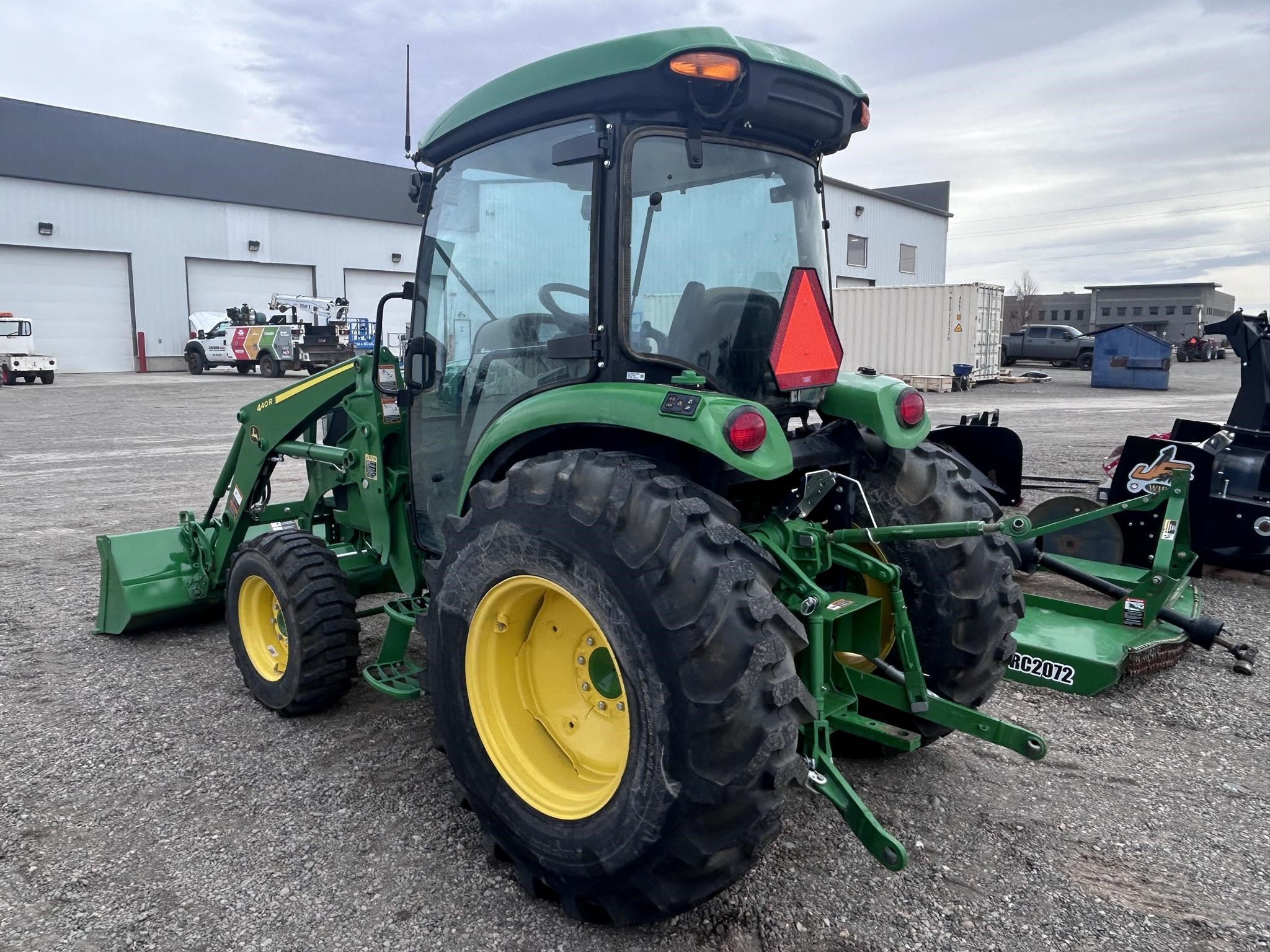 2024 John Deere 4052R