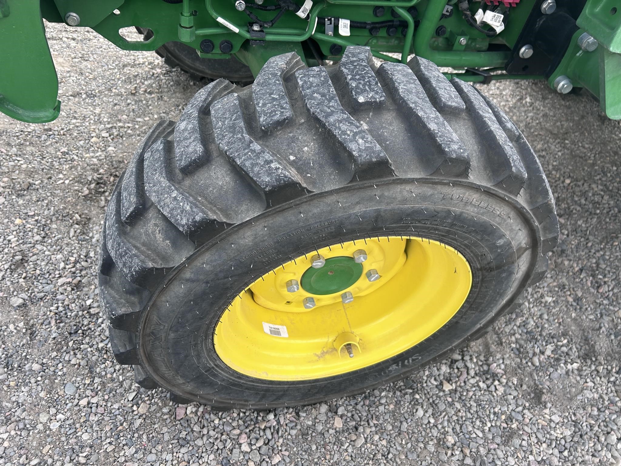 2024 John Deere 4052R