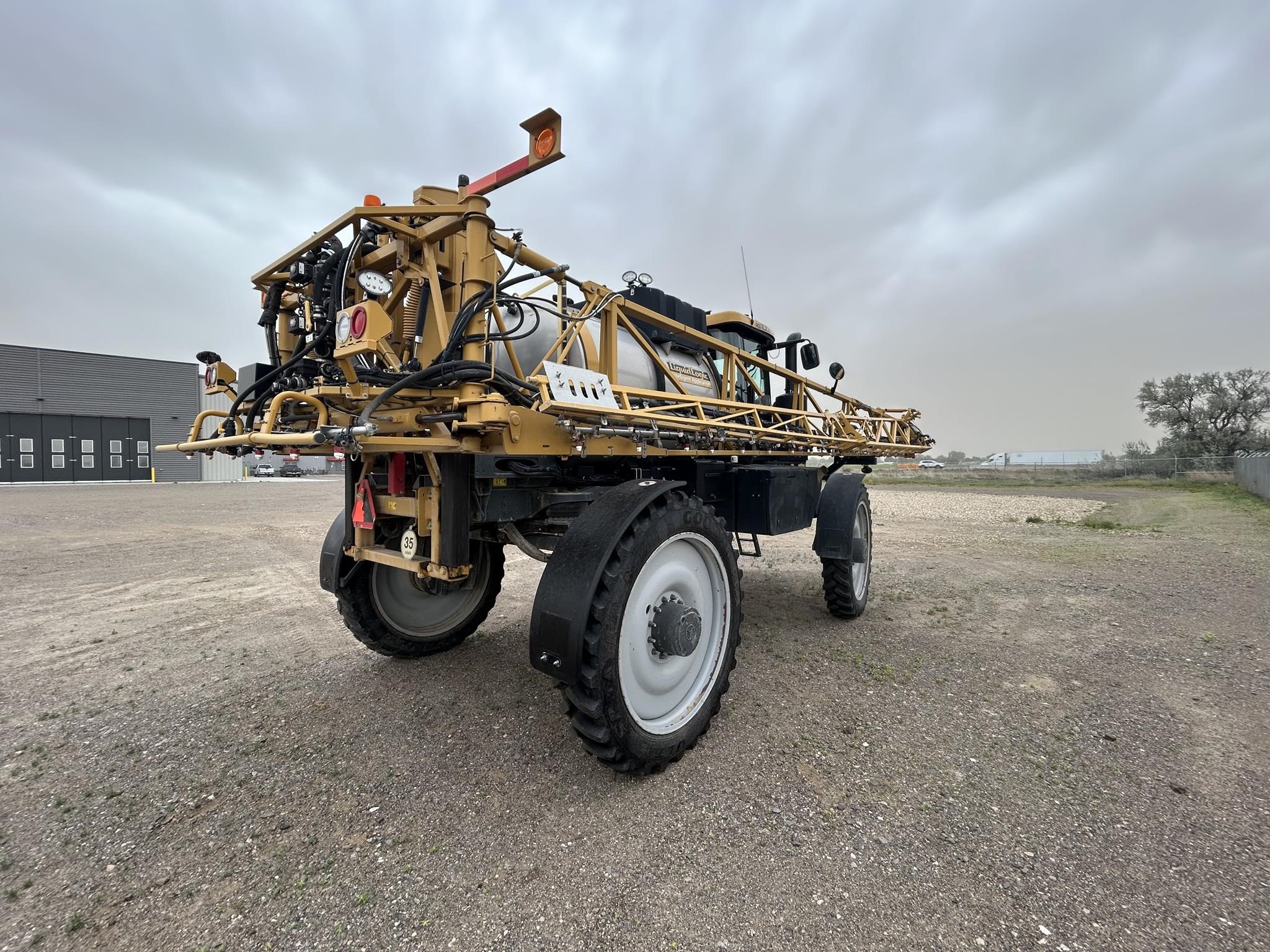 2021 Rogator RG1100C