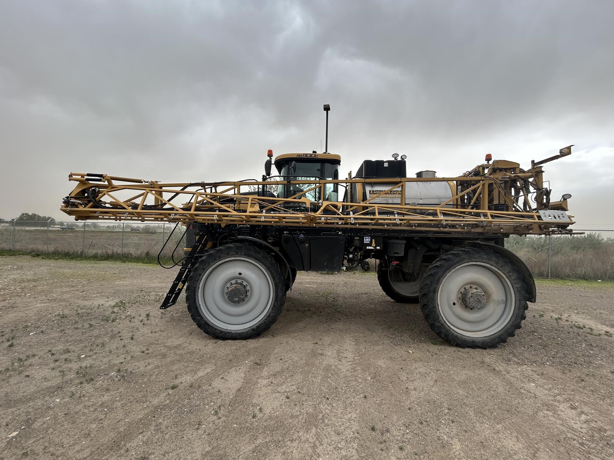 2021 Rogator RG1100C