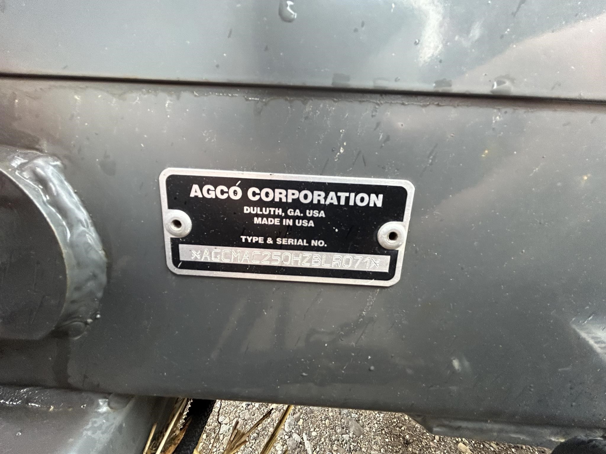 2019 Massey Ferguson 2290
