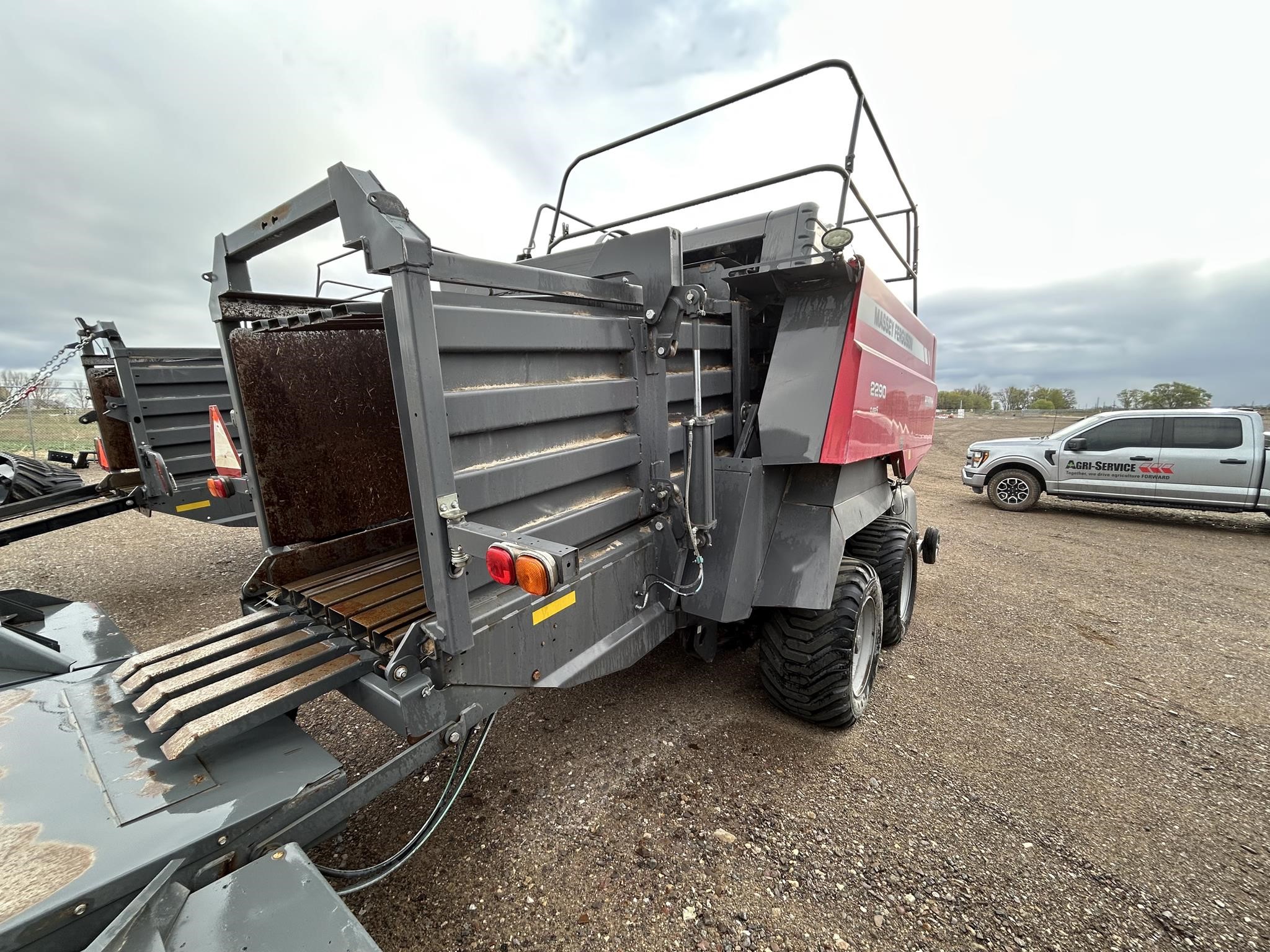 2019 Massey Ferguson 2290