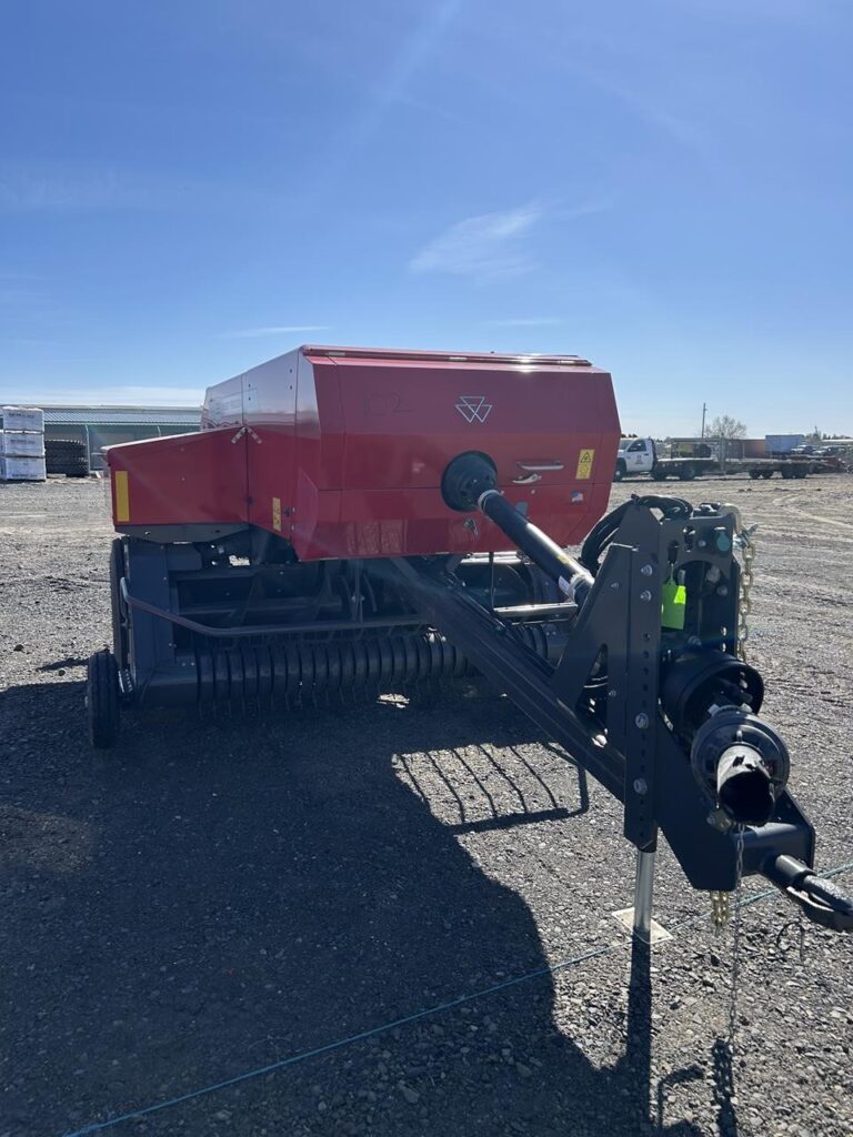 2025 Massey Ferguson 1844S