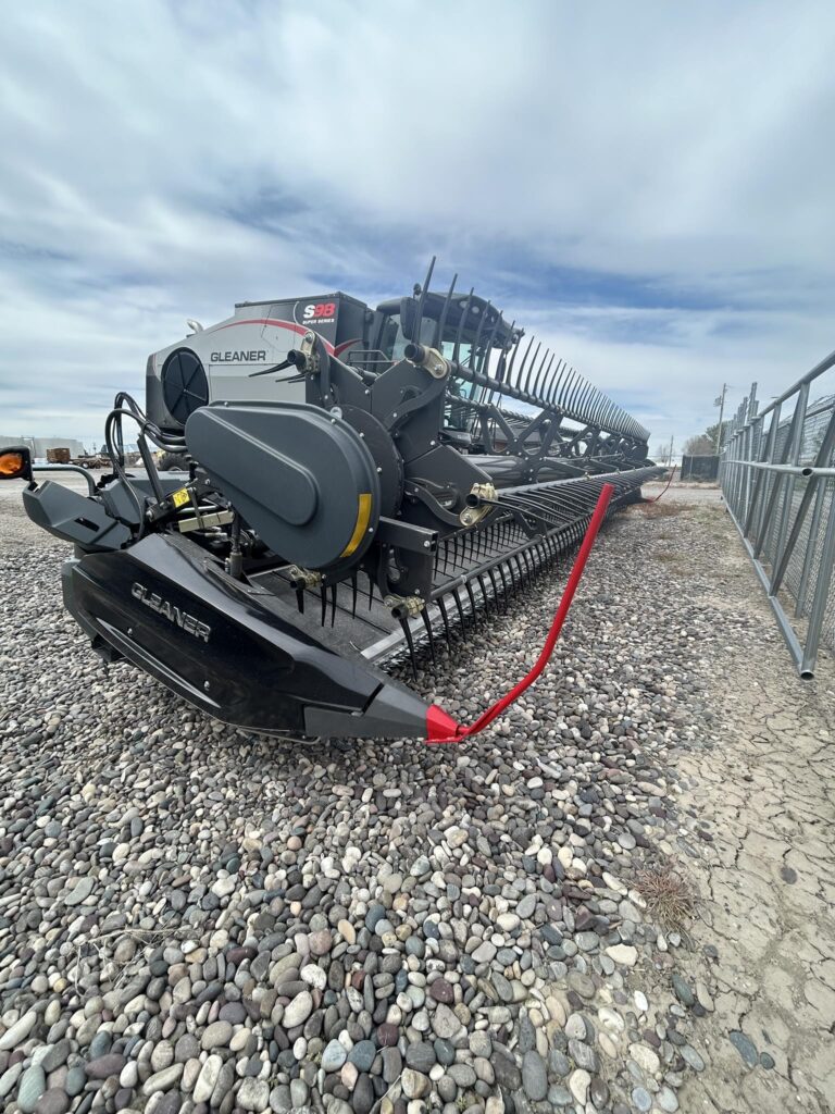 2024 Gleaner 9335