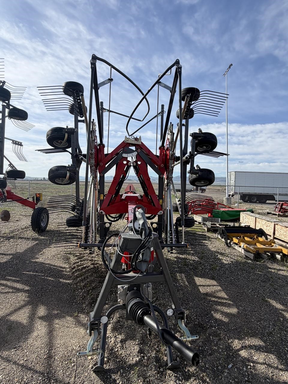 2024 Massey Ferguson RK1002T
