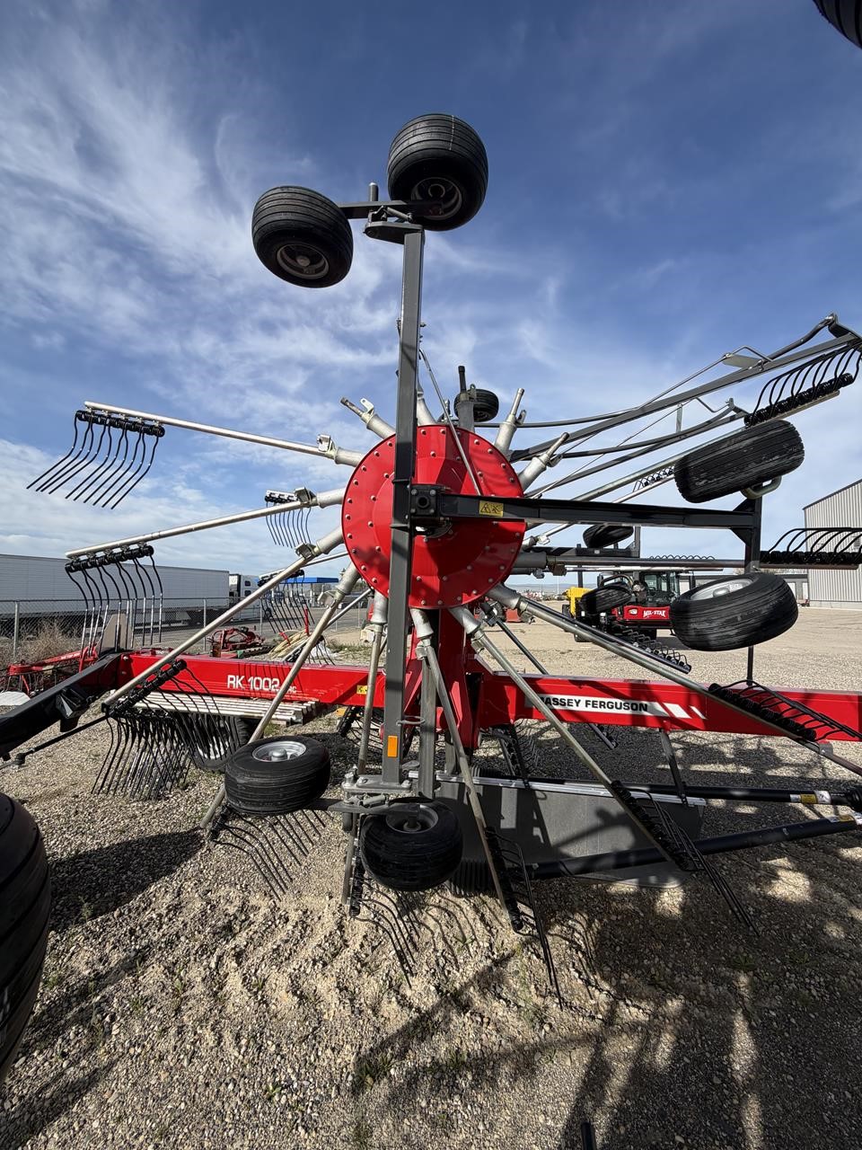 2024 Massey Ferguson RK1002T