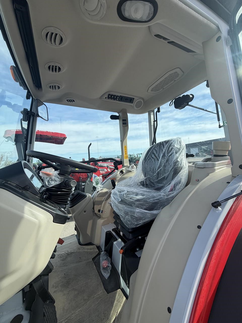 2024 Massey Ferguson 3SP.115
