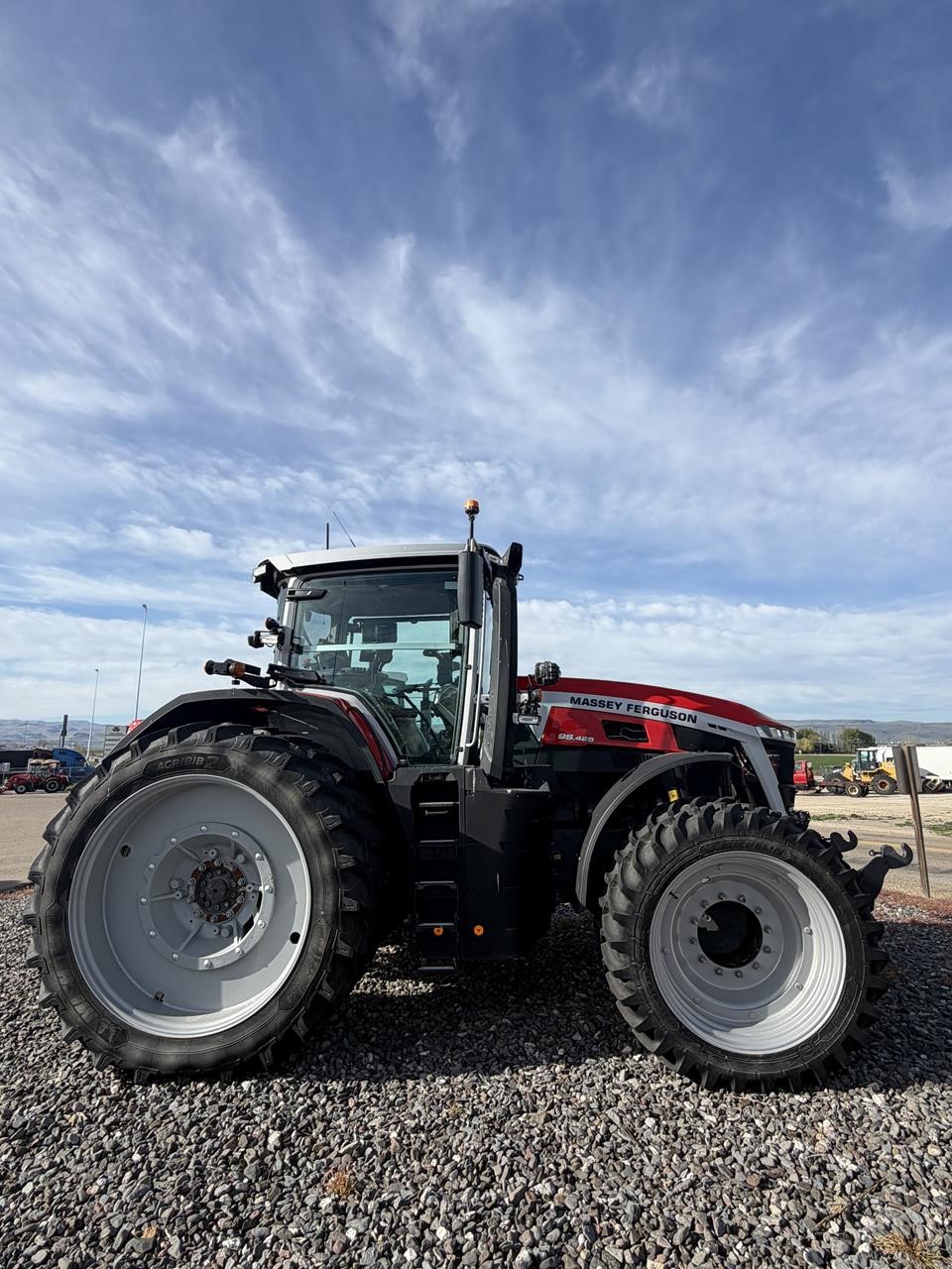 2025 Massey Ferguson 9S.425