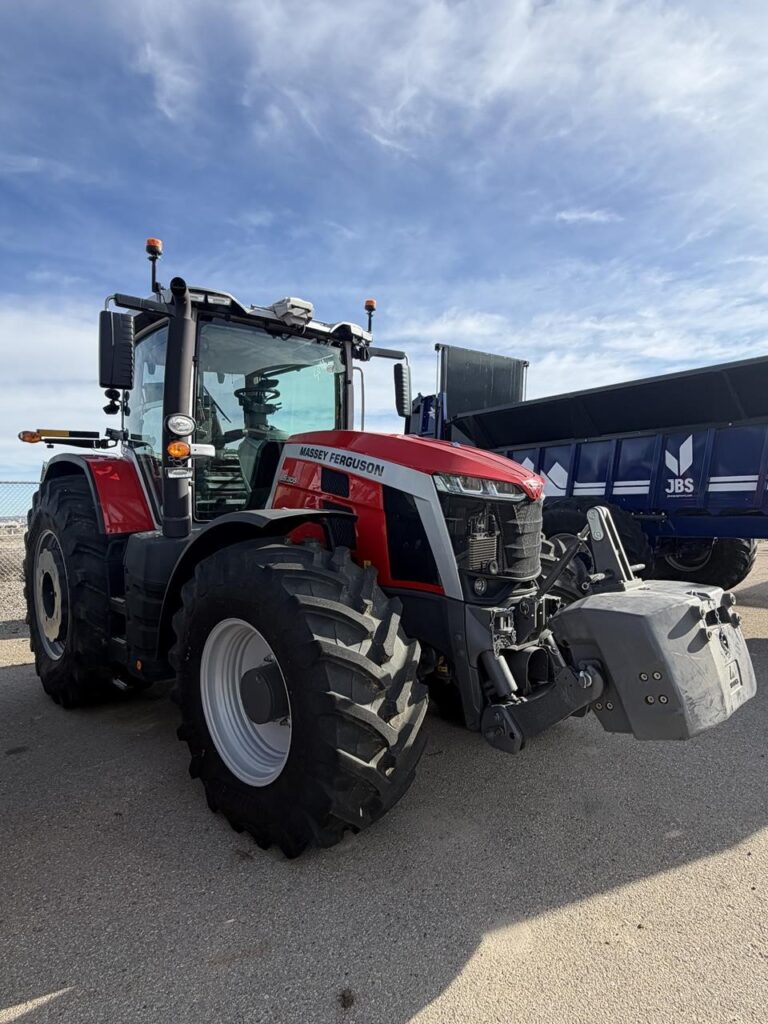 2024 Massey Ferguson 8S.305