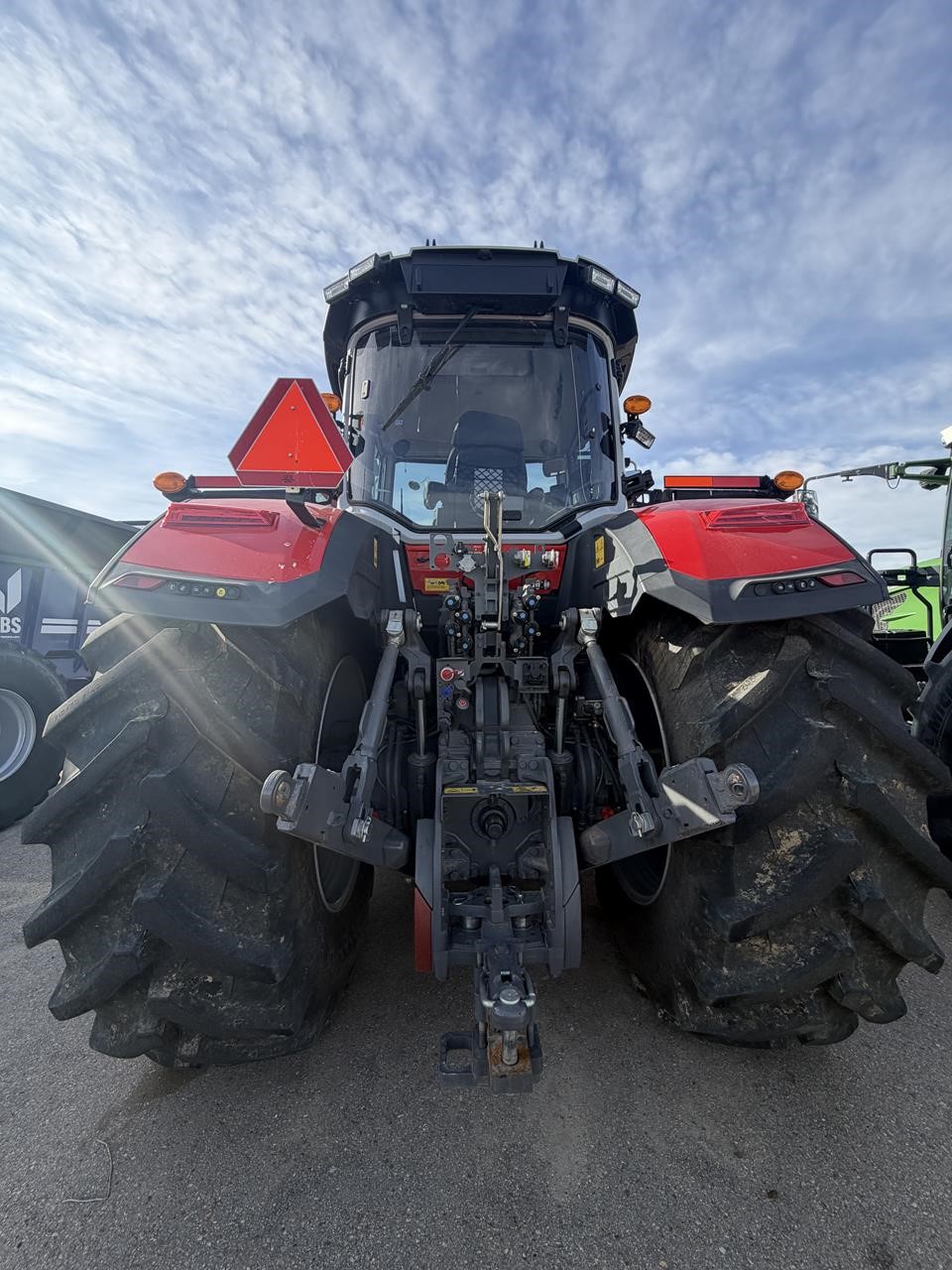 2024 Massey Ferguson 8S.305