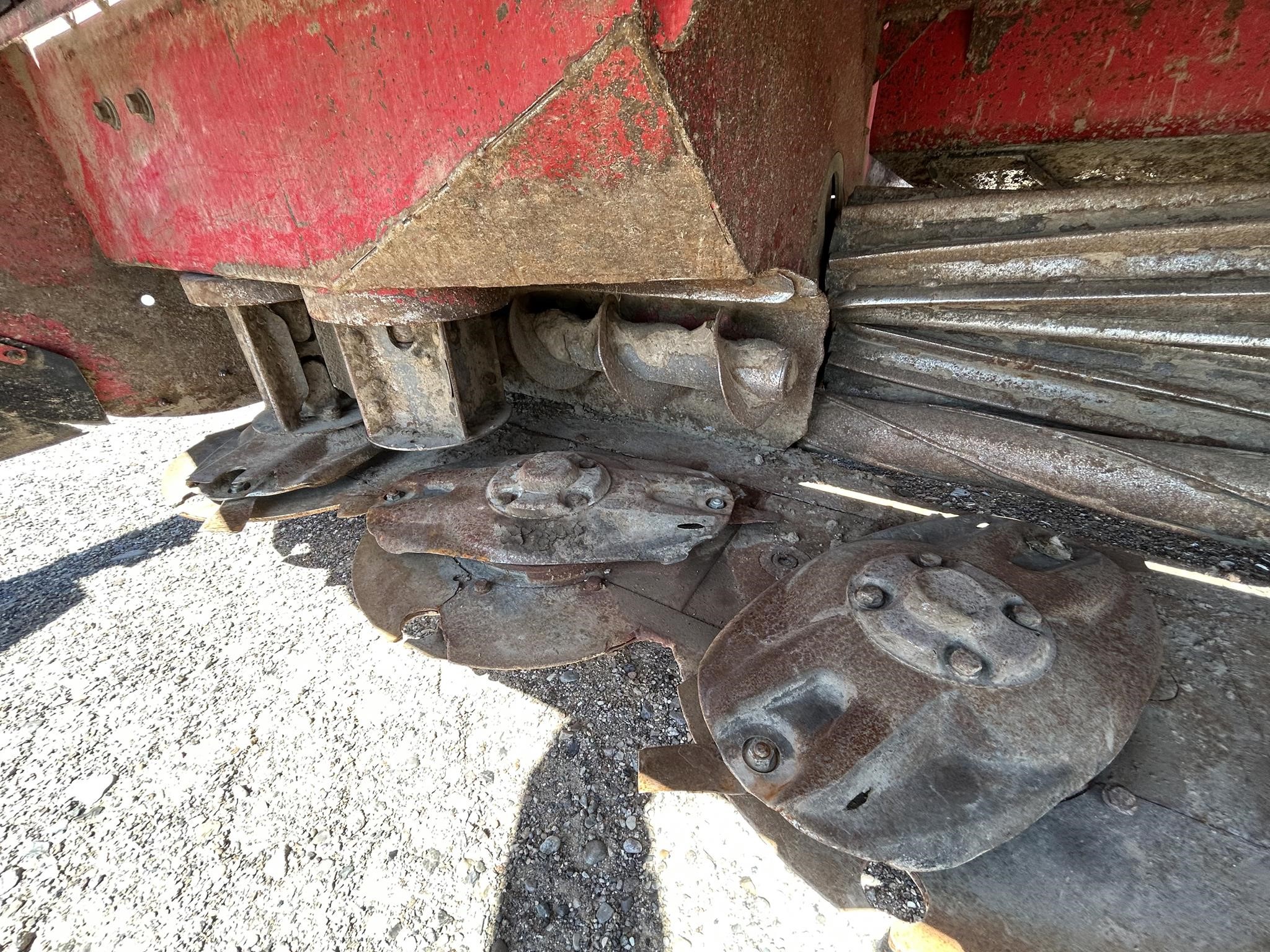 2021 Massey Ferguson WR9980