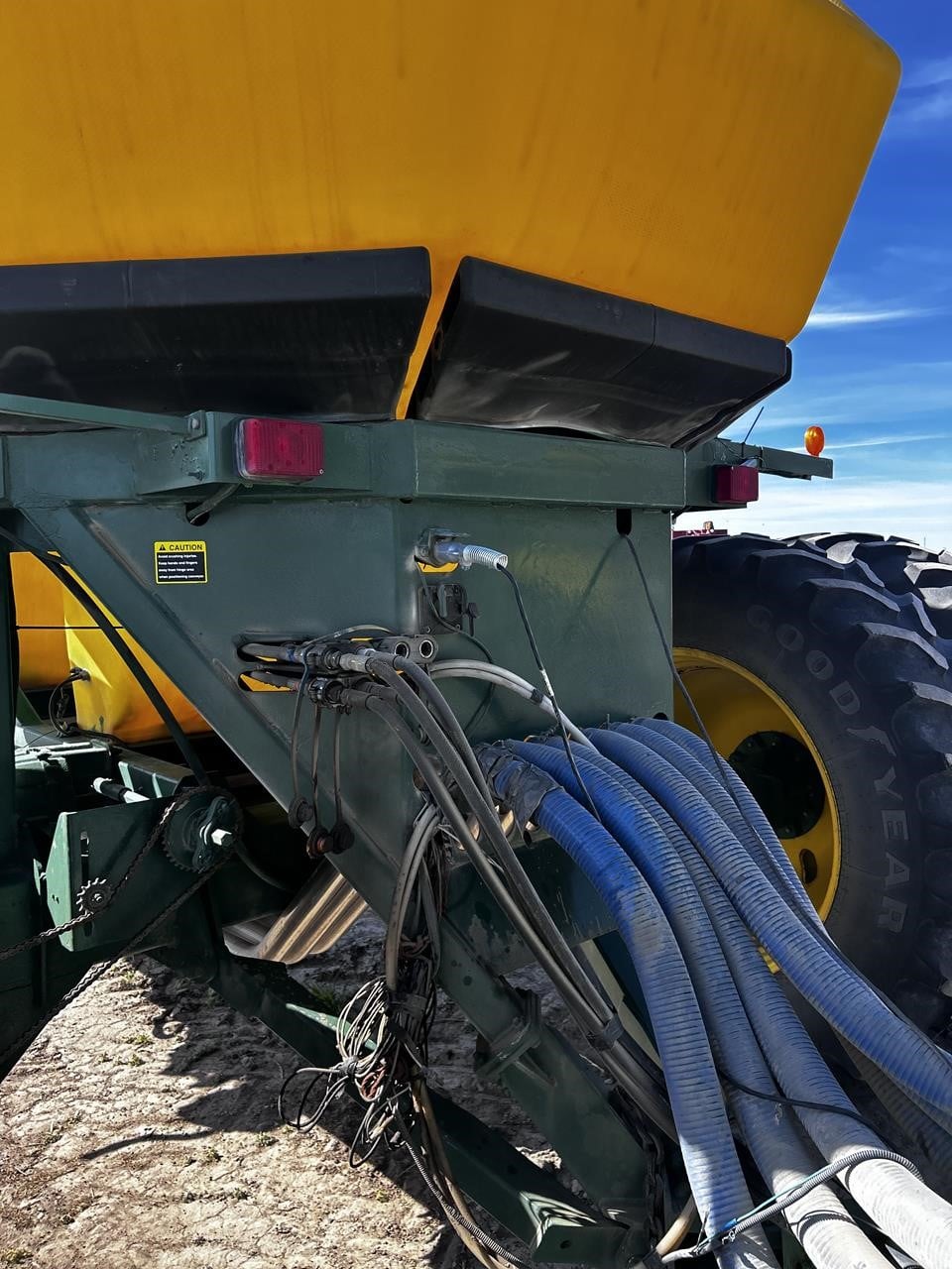 2008 John Deere 1910